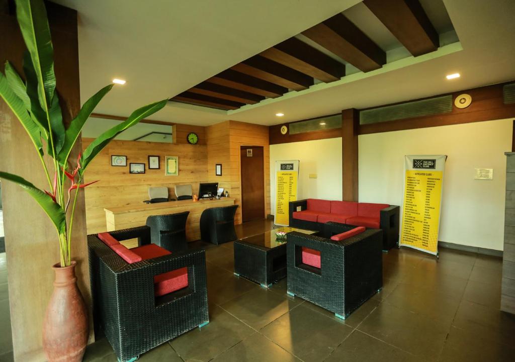 The Hill District Club - 4