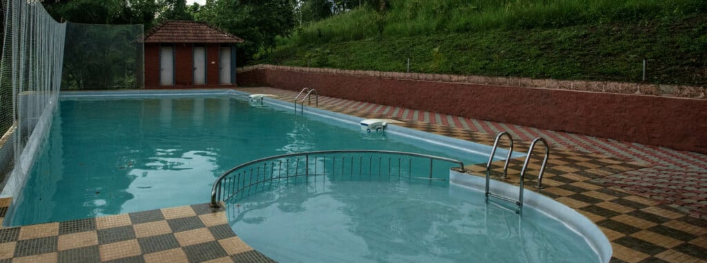 Crescent Family Resort - 2