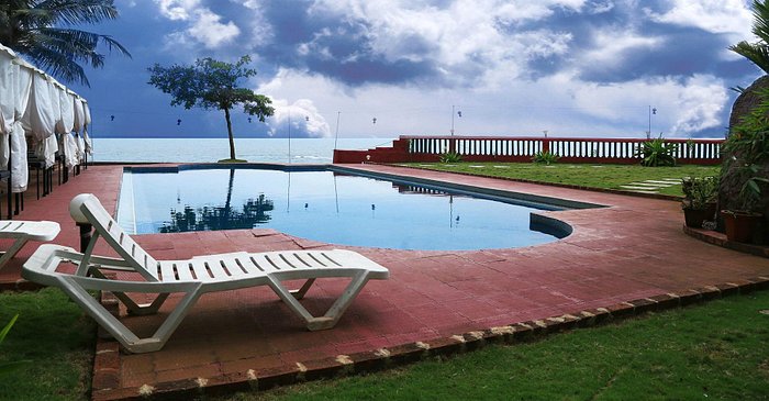 Mascot Beach Resort - 2