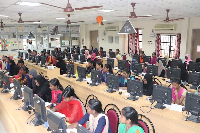 Jamal Mohamed College - 4