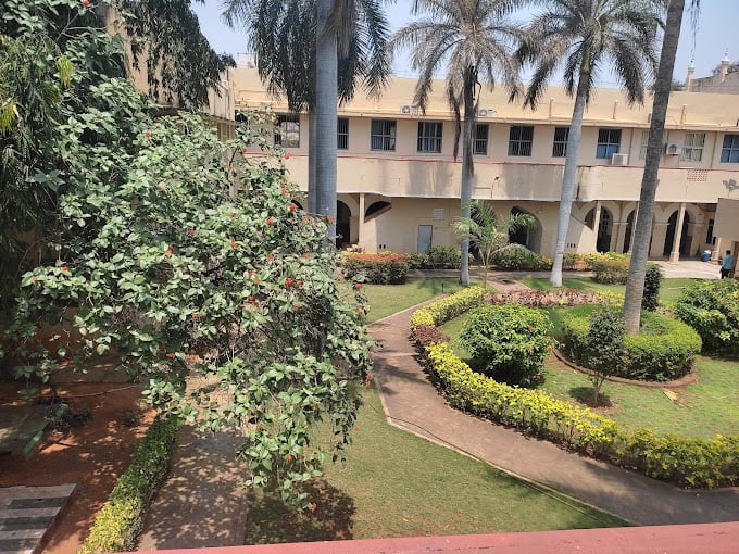 Jamal Mohamed College - 5