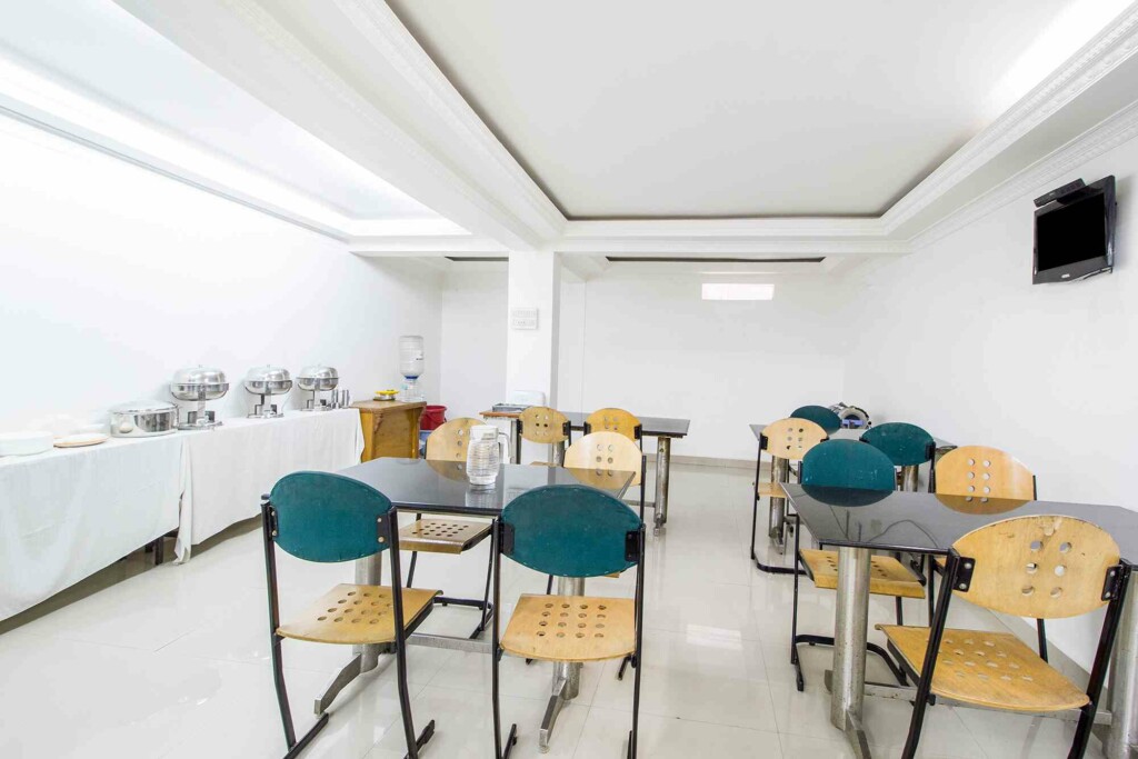 FabExpress Rekha Residency - 3