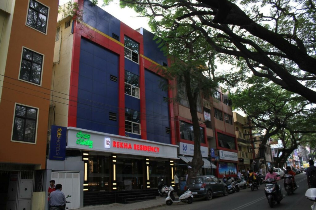 FabExpress Rekha Residency