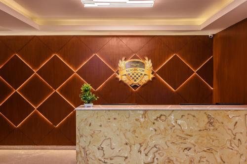 Kensington Suites - 2