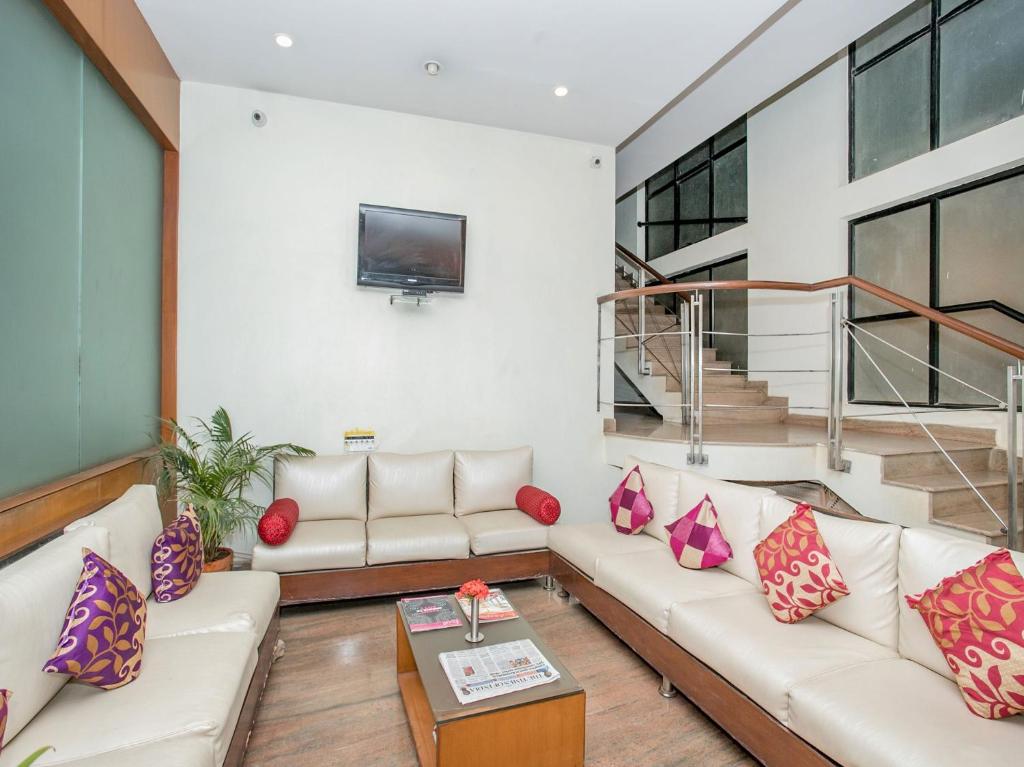 OYO Petunia Boutique Hotel - 3