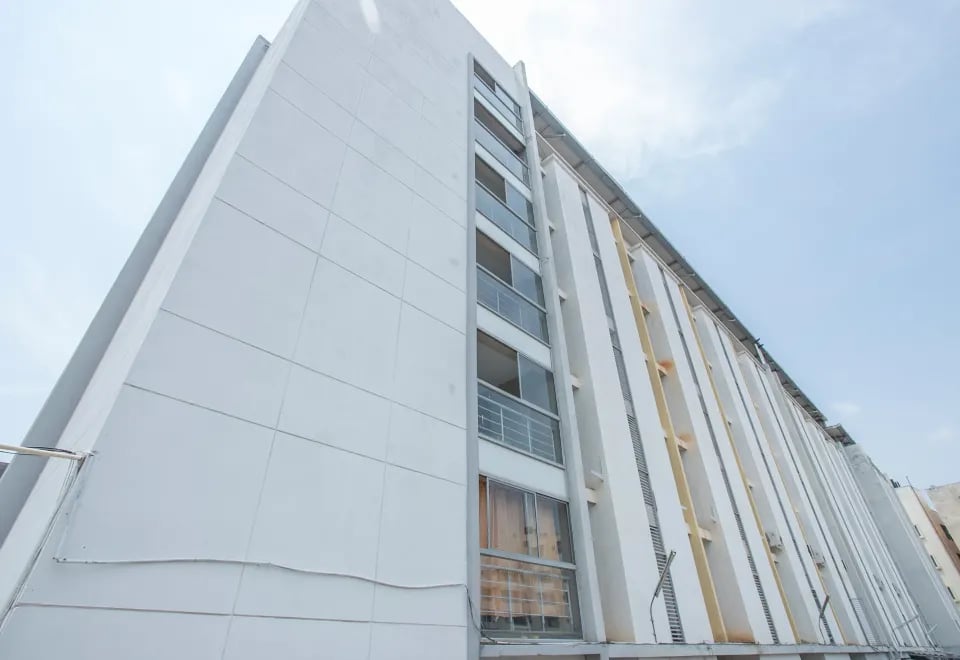 OYO 13523 Hotel Luxor The Budget Inn