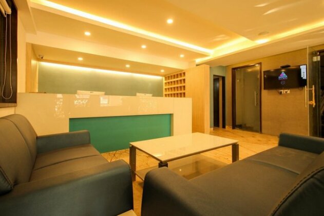 Grand Plaza Hotel - 2