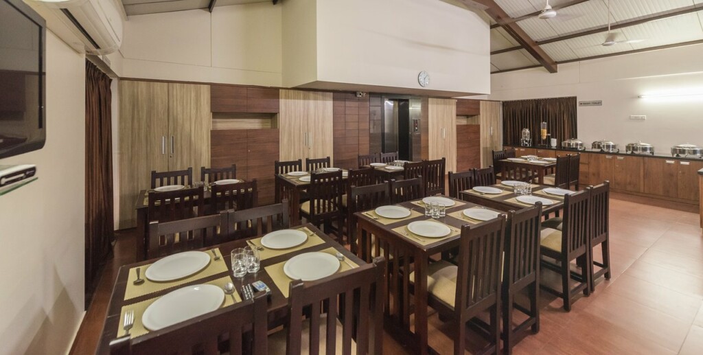 HOTEL INLAND AVENUE - 3