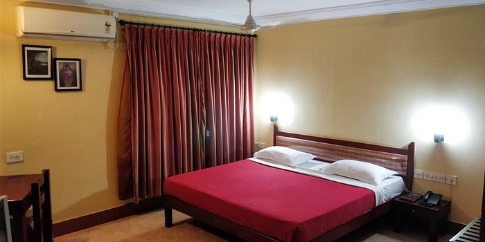 Hotel Kavitha Residency - 4