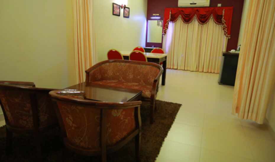 Hamara Hotels & Bar Thrissur - 2