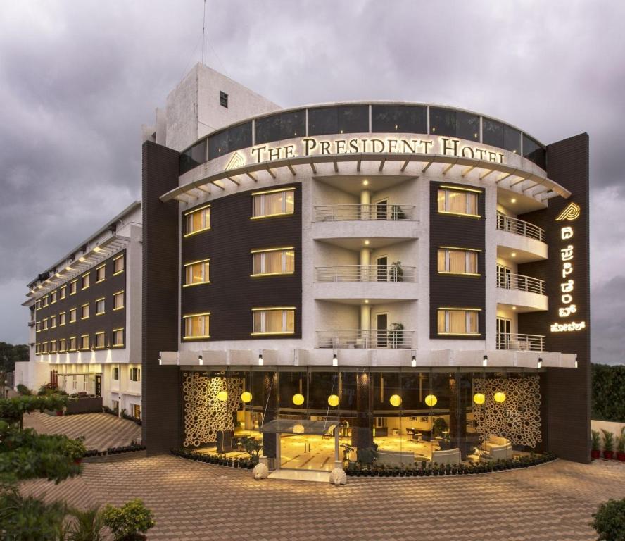 The President Hotel, Hubli