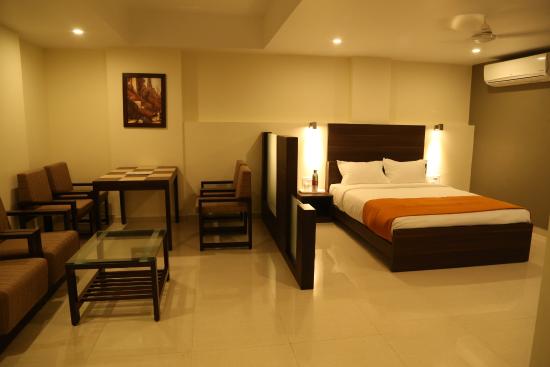 Metropolis Hotel - 5