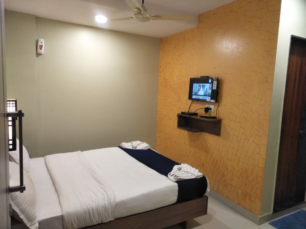 Uday Bhuvan's Rama Keshav Lodge - 4