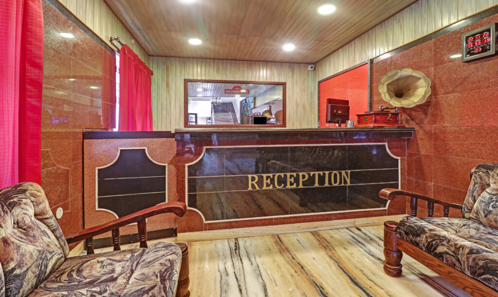 Itsy By Treebo - Hill Town - 2