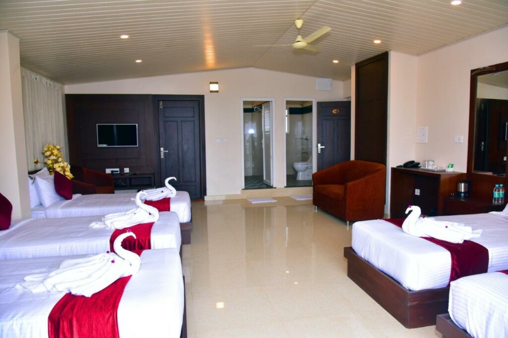 Hotel Coorg Palace - 3