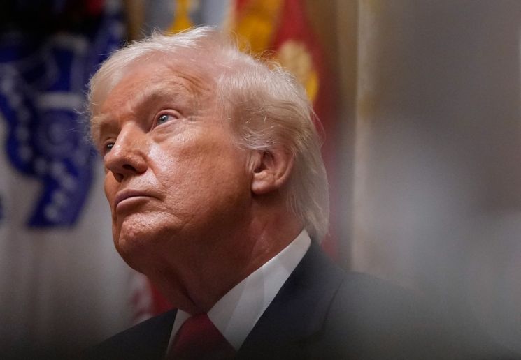 Trump Acharuka Ikulu: Amtaja Mrithi wa 'Bosi wa Dola', Atangaza Kushusha Vifaru Venezuela Kusaka Viwanda vya 'Unga'