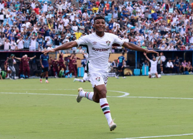 Thiago Silva Aongoza Maajabu, Fluminense Yaichapa Inter Milan na Kuitoa Kombe la Vilabu