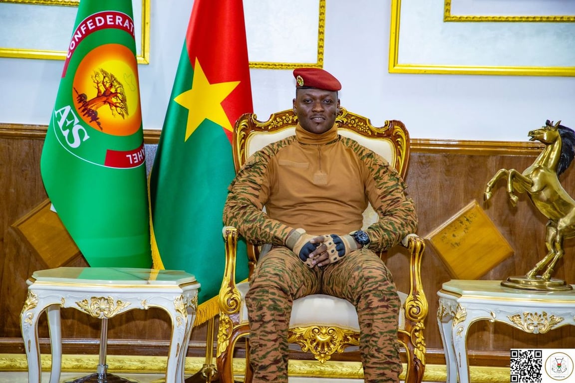 Rais Mstaafu Dk. Jakaya Kikwete Afikisha Ujumbe Maalum wa Rais Samia Burkina Faso