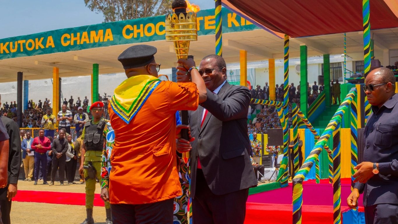 "Taifa Litasambaratika" - Dk. Mpango Atoa Maagizo 4 Mazito ya Kuunusuru Urithi wa Nyerere