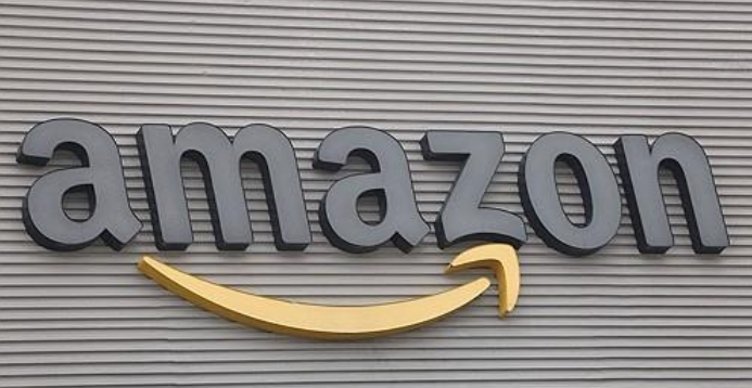 Amazon Yajiondoa Katika Mpango wa Kuonesha Gharama za Ushuru Kwenye Bei Baada ya Shinikizo Kali kutoka Utawala wa Trump