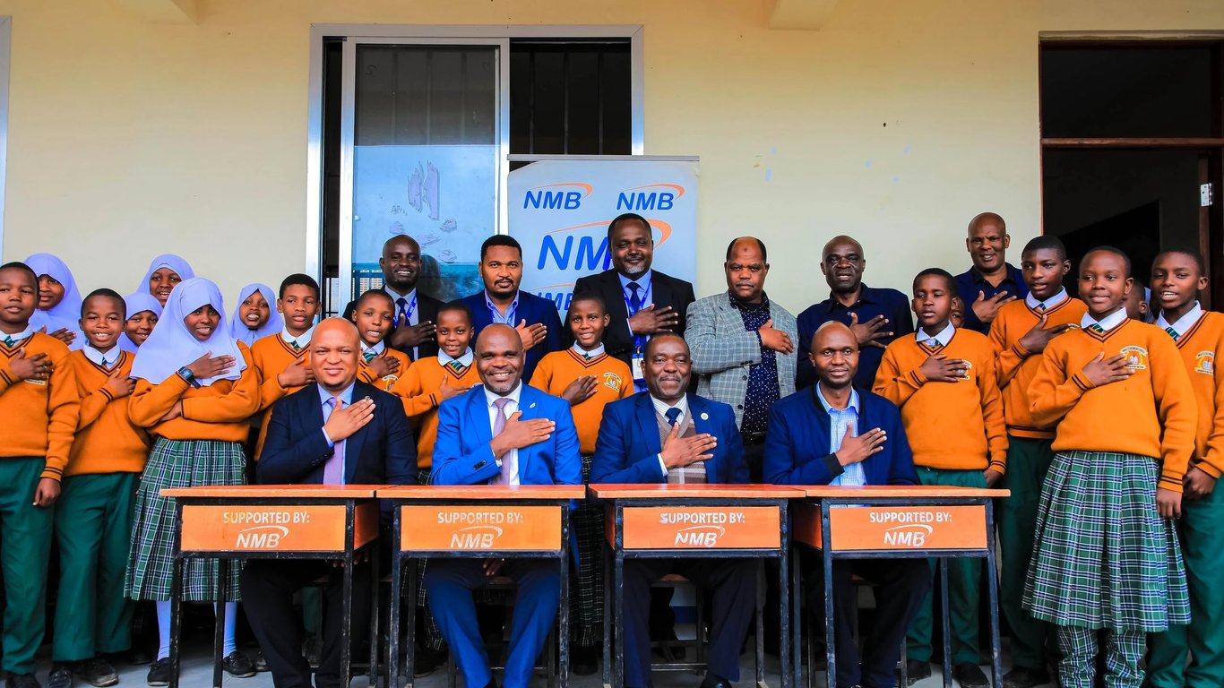 NMB Yatoa Msaada wa Mamilioni kwa Shule za Arusha na Arumeru