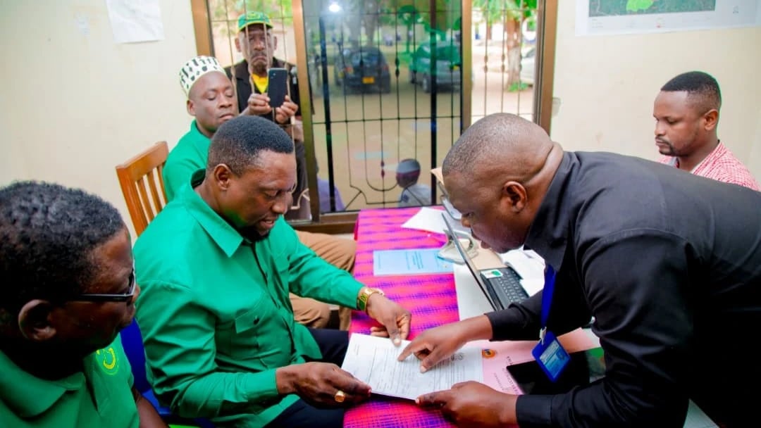 John Katele wa CCM Awahidi Wana-Pangani Kumaliza Kero ya Maji