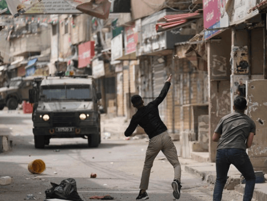 Ukatili West Bank: Israel Yaua Mtoto wa Miaka 12, Walowezi Wachoma Mashamba na Kujeruhi Watu