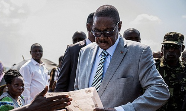 Mutharika Arejea Madarakani Malawi; Uchumi na Majanga Yamwangusha Rais Chakwera