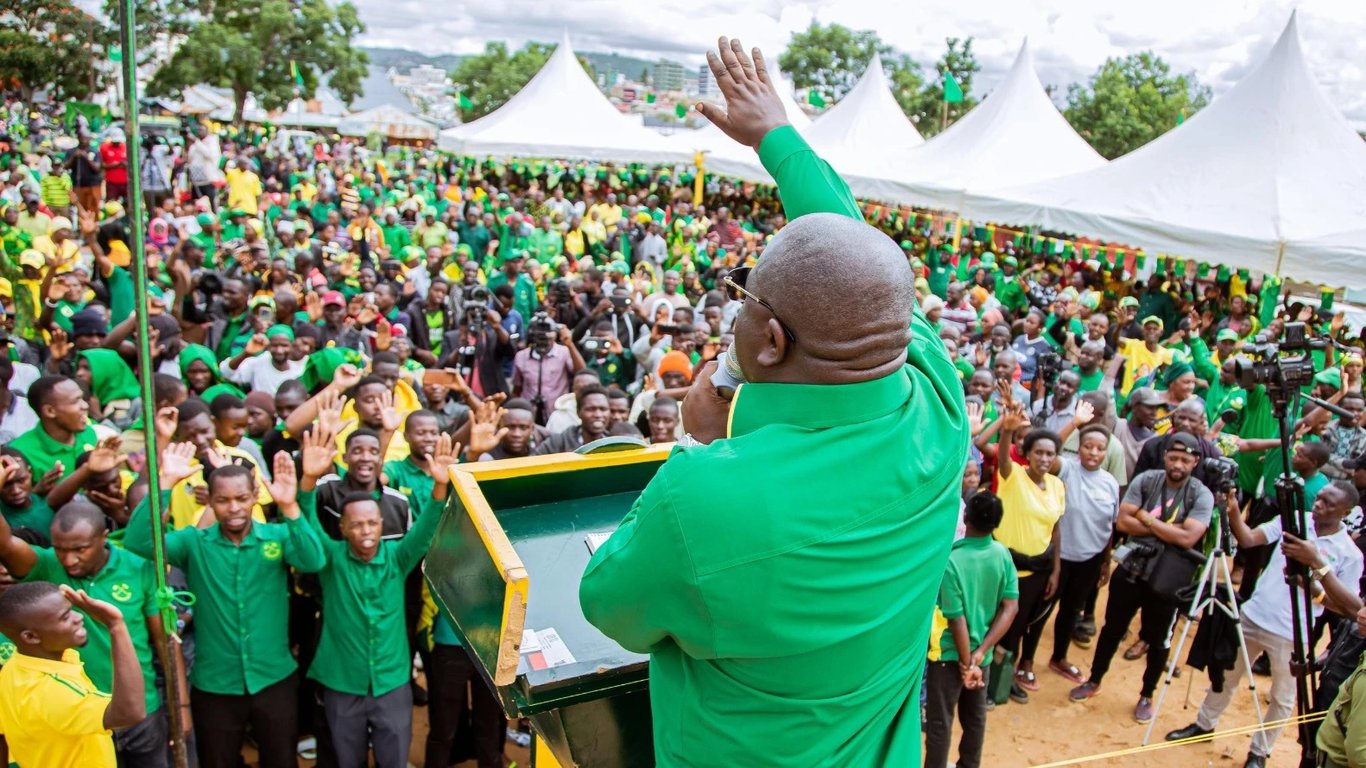 Makalla Asema Yuko Tayari Kubeba Matusi kwa Niaba ya CCM