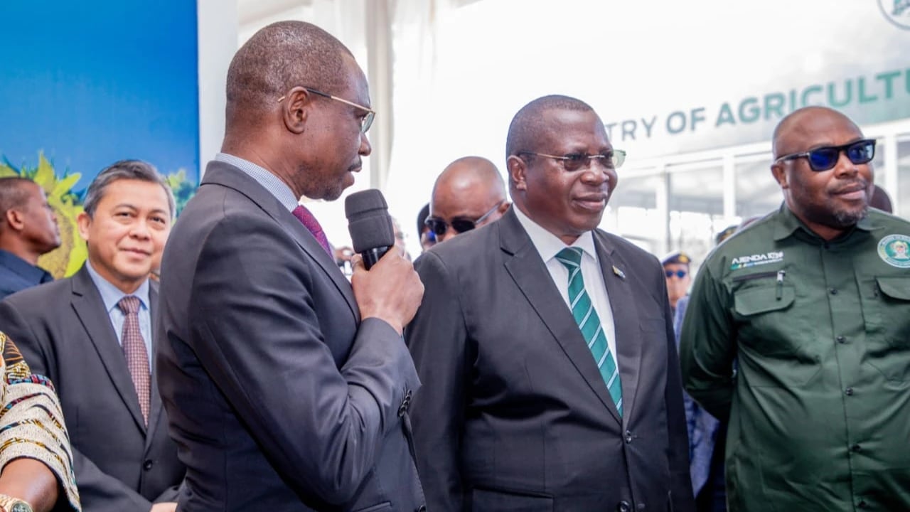 Dk. Mpango Aagiza Vijana Wenye Vizimba vya Samaki Kuwezeshwa, Wapigwe Jeki Kufikia Masoko ya Kimataifa