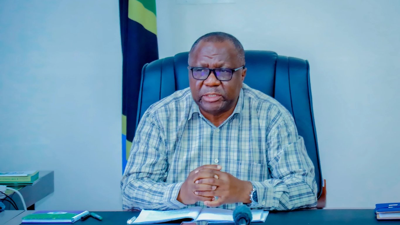 Simiyu Yashangaza: Faini Milioni 300 kwa Vituo vya Pamba Vilivyopora Wakulima kwa Mizani ya Ulaghai