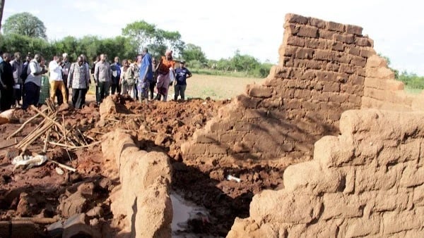 Kilio cha 'Mkoa wa Almasi': Upepo wa Kisulisuli Wang'oa Nyumba 200, DC Mtatiro Aonya "Tunavuna Tulichopanda"