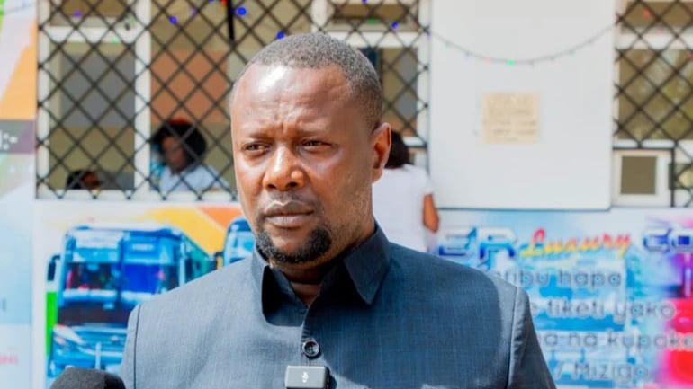 Sakata la Esther Luxury Coach: Mmiliki Afunguka, Amtetea Mwigulu Nchemba Dhidi ya Tuhuma za Umiliki
