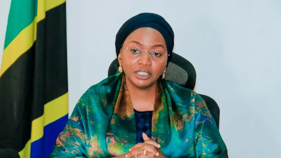 "Msigeuze Sikukuu Kuwa Machinjio": RC Mhita Akomalia Wafanyabiashara 'Wapigaji' Shinyanga, Atoa Neno Zito 2026