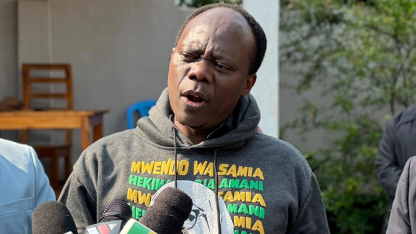 Mvutano Waongezeka Siha: Gari La Mke Wa Dk. Mollel Ladaiwa Kushambuliwa