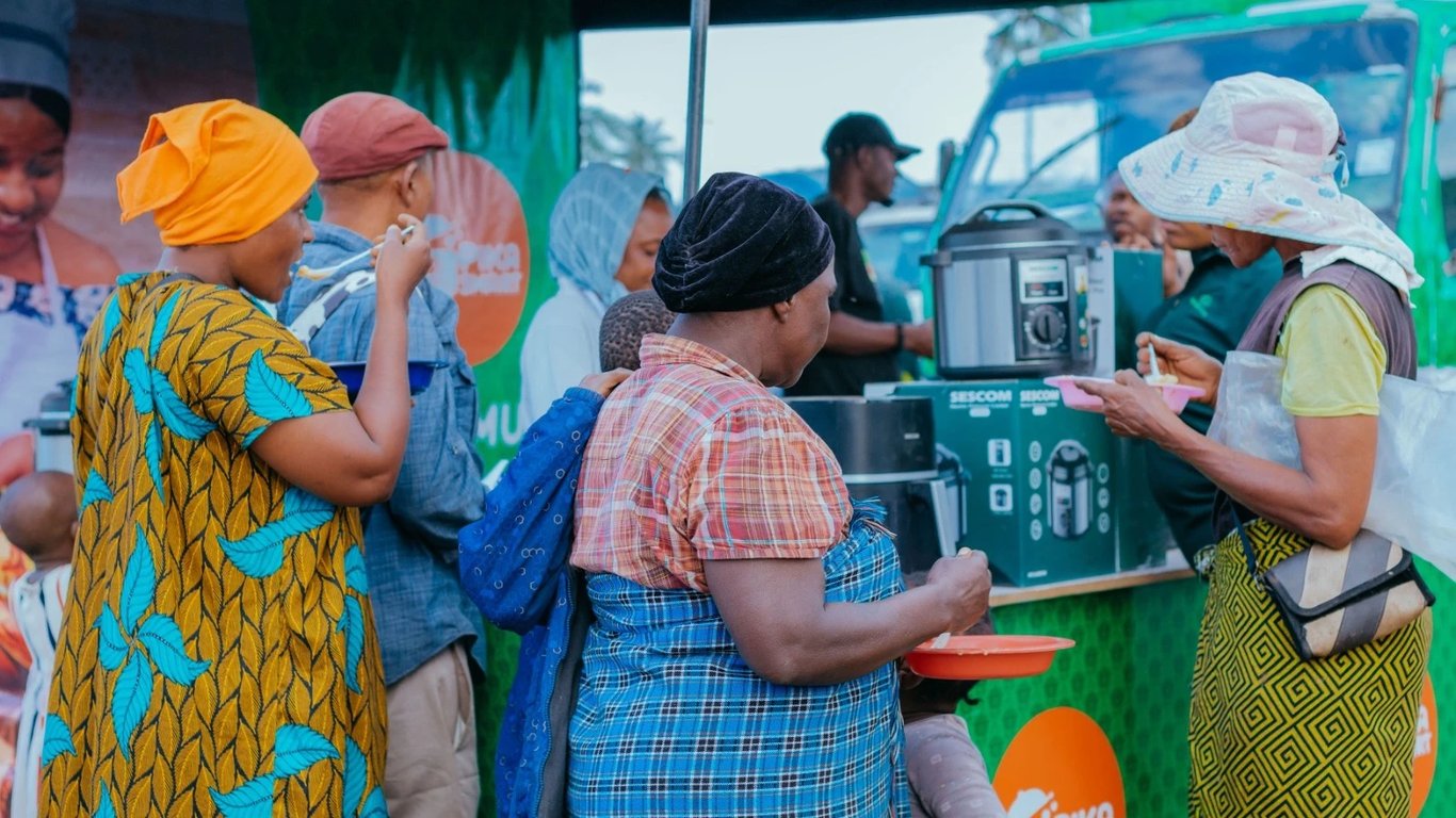 Piga Chini Mkaa na Kuni: Serikali Yaja na Suluhisho la Mapishi ya Kisasa Dar