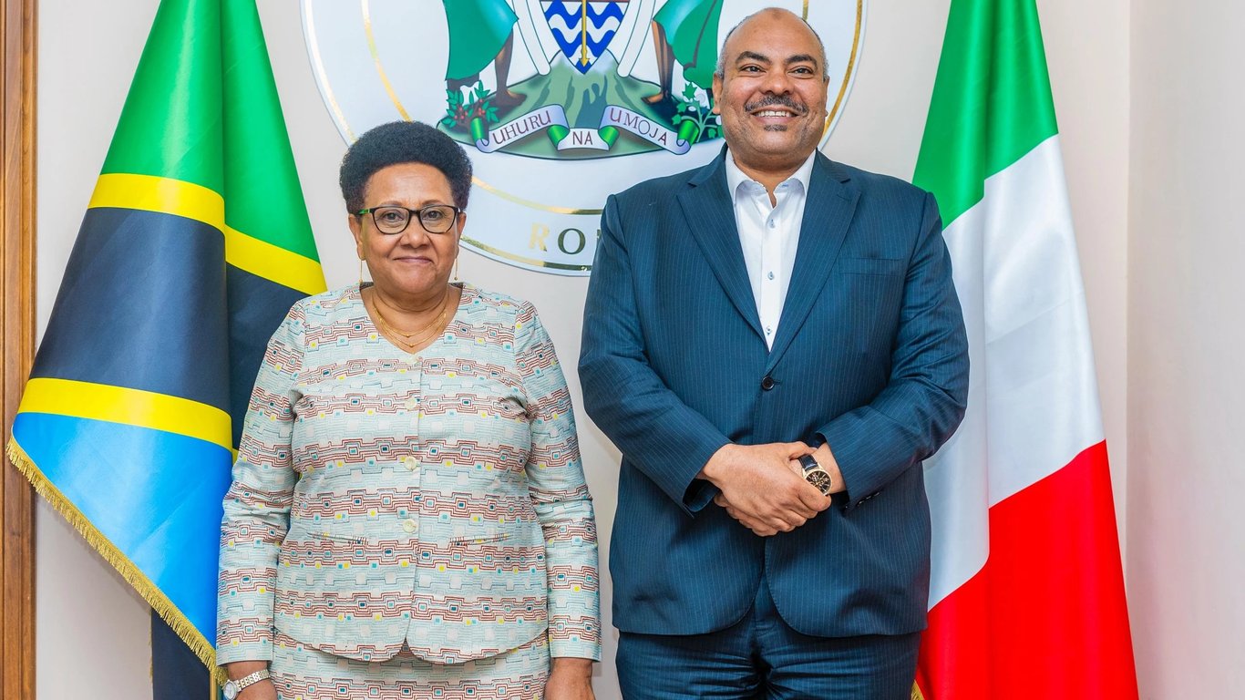Tanzania na Italia Zasaini Hati ya Ushirikiano Katika Masuala ya Ulinzi