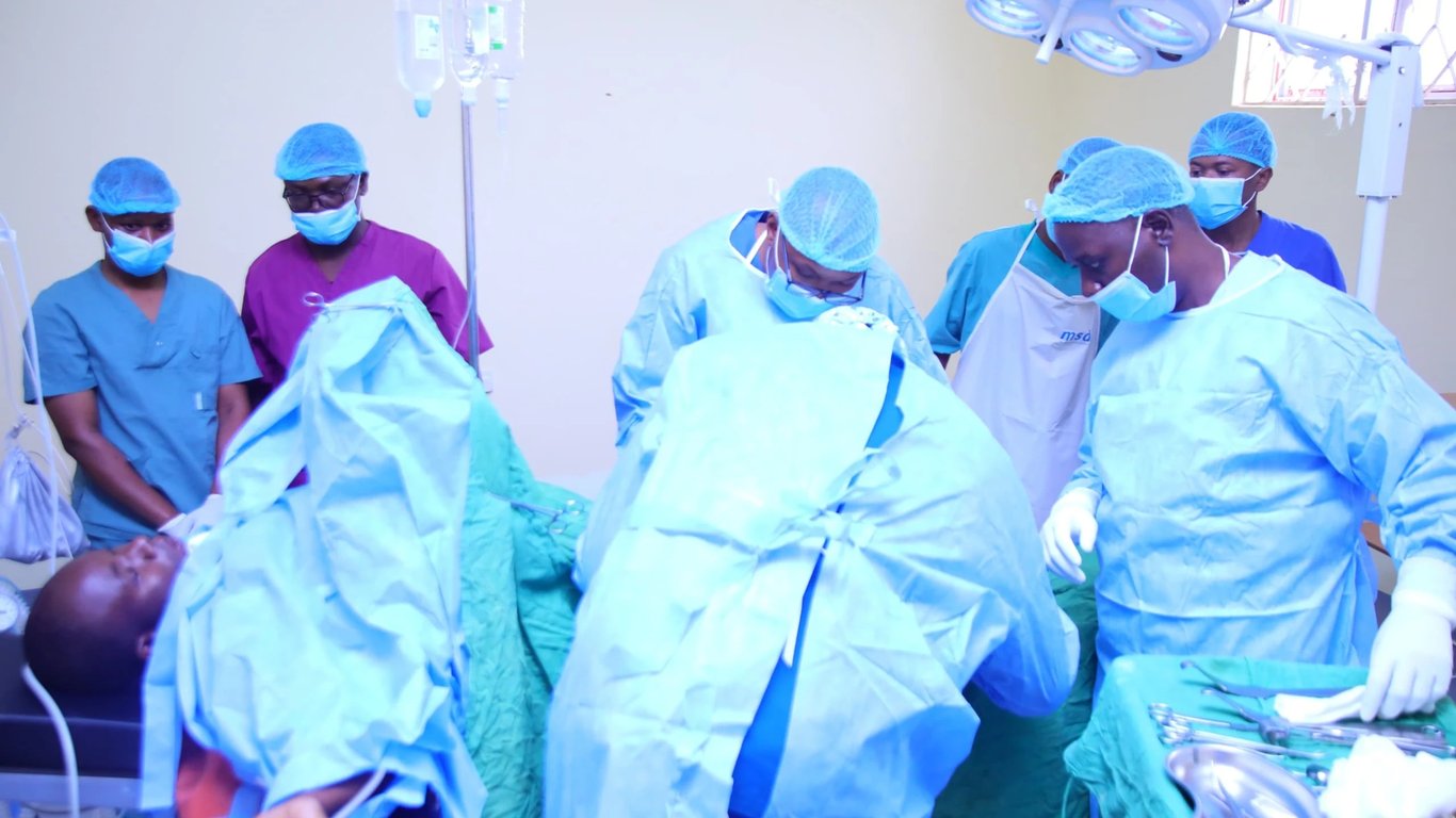 Historia Yafanyika Songea Vijijini: Upasuaji wa Mifupa Wafanikiwa kwa Mara ya Kwanza