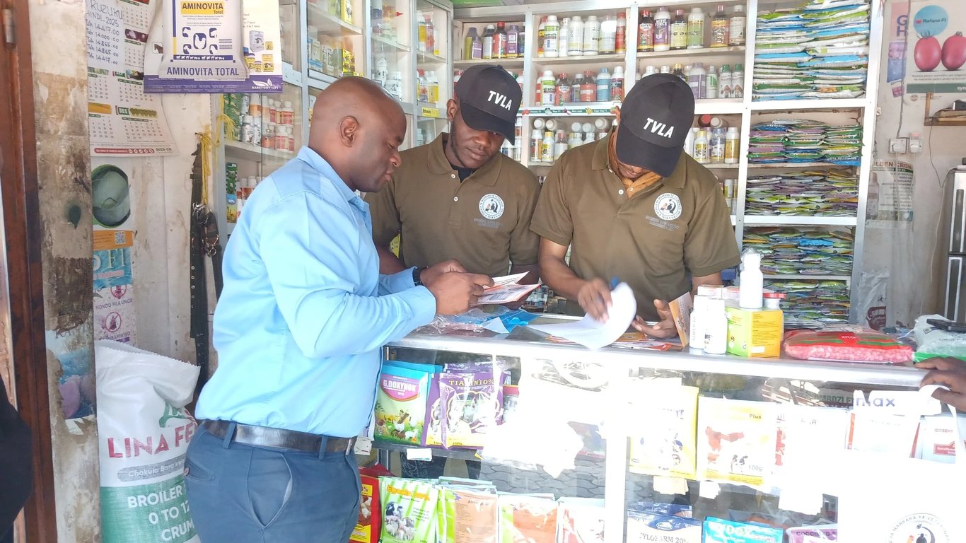 Si Kazi Ofisini Tu: TVLA Yateremka Mtaani Kuwasikiliza Wauzaji Chanjo