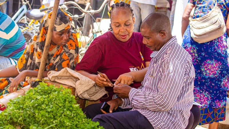 NSSF Yawafikia Wafanyabiashara Kariakoo Kuhamasisha Kujiunga na Hifadhi Scheme