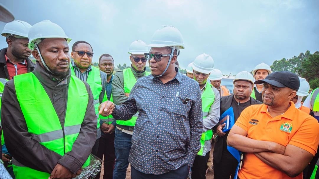 Bilioni 125 Zatua Njombe: Naibu Waziri Kundo Atoa 'Onyo Kali', Ataka Wananchi Kuwa Mbogo kwa Waharibifu