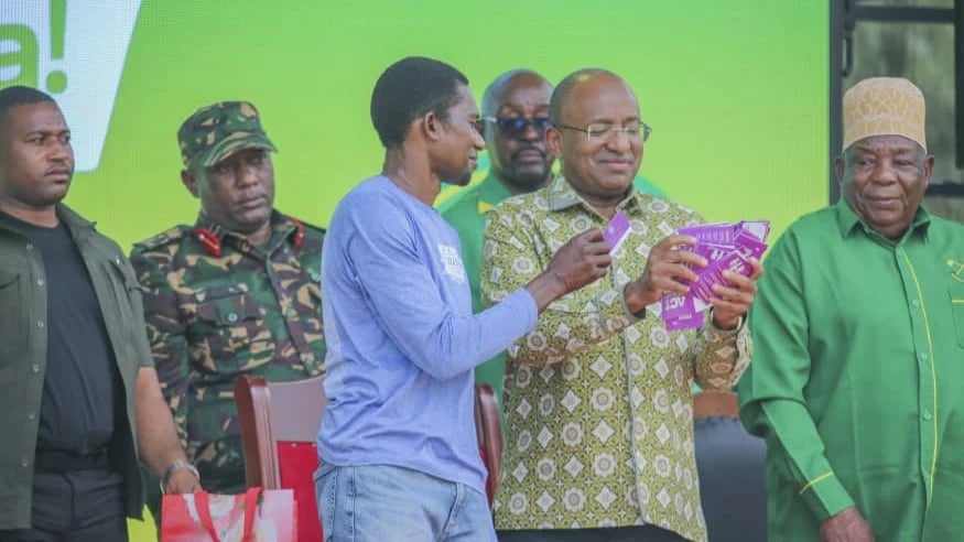 Kishindo cha CCM Pemba: ACT Wazalendo Yapoteza Wanachama 364 kwa Mwinyi Katika Siku Moja