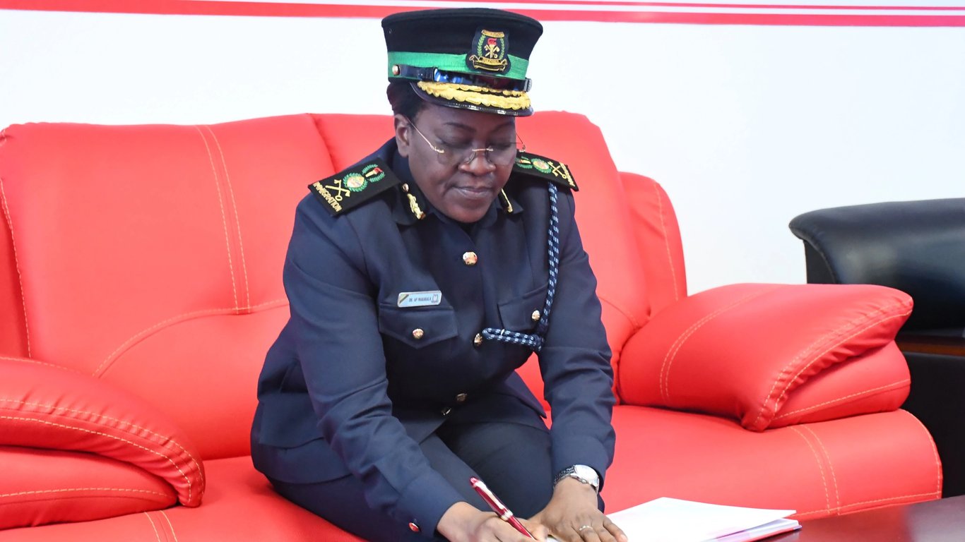 Wanawake Viongozi: Dawa Pekee ya Kushughulikia Rushwa na Kuleta Maendeleo Tanzania?