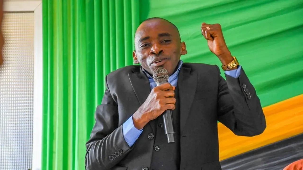 Hifadhi Za Misitu Kisarawe Si Shamba La Bibi: DC Magoti Awavaa 'Vigogo', Asema Hatishwi Wala Kuchongewa Kwa Rais