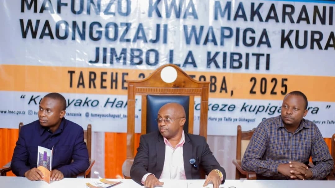 Kibiti Yajiandaa na Uchaguzi: Makarani 413 Waapa Kutumikia Tume, Waonywa Kuepuka "U-chama"
