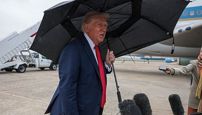 Trump Aionya Urusi: Mazungumzo na Putin au Ukraine Yapokea Makombora ya Tomahawk