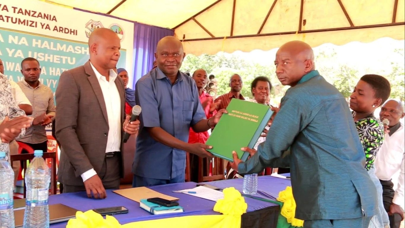 Serikali Yashusha Rungu Migogoro ya Ardhi Shinyanga, Hati 1,022 Zatua Ushetu