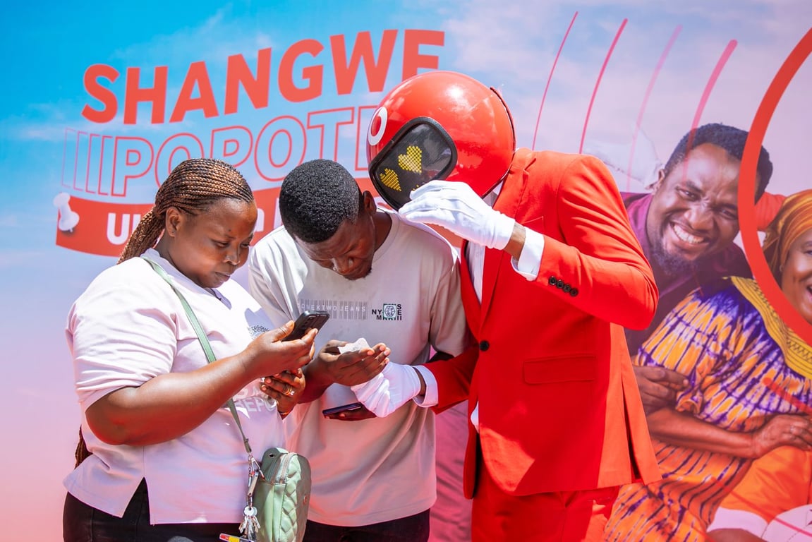 Vodacom Yaeneza Furaha ya Sikukuu Kupitia Kampeni ya ‘Shangwe Popote’