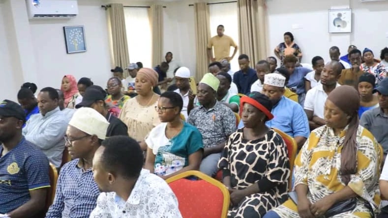 "Hatutaki Vurugu Bongo": Wamachinga Dar Waunguruma, Watoa Onyo Kali kwa Wachochezi wa Kisiasa