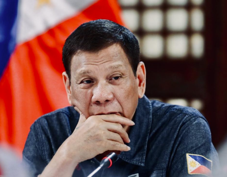 Duterte Awashauri Wapenzi Wake Kutafuta Wanaume Wenye Kadi za Mkopo, Hali Yake Kiafya Yazua Maswali Akiwa Gerezani ICC